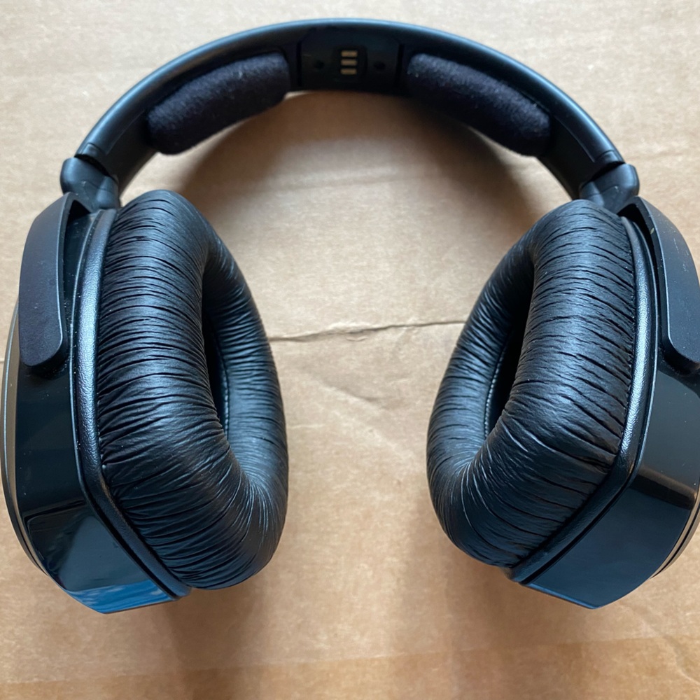 Sennheiser HDR 175 Wireless Headphones - Picture 3 of 10